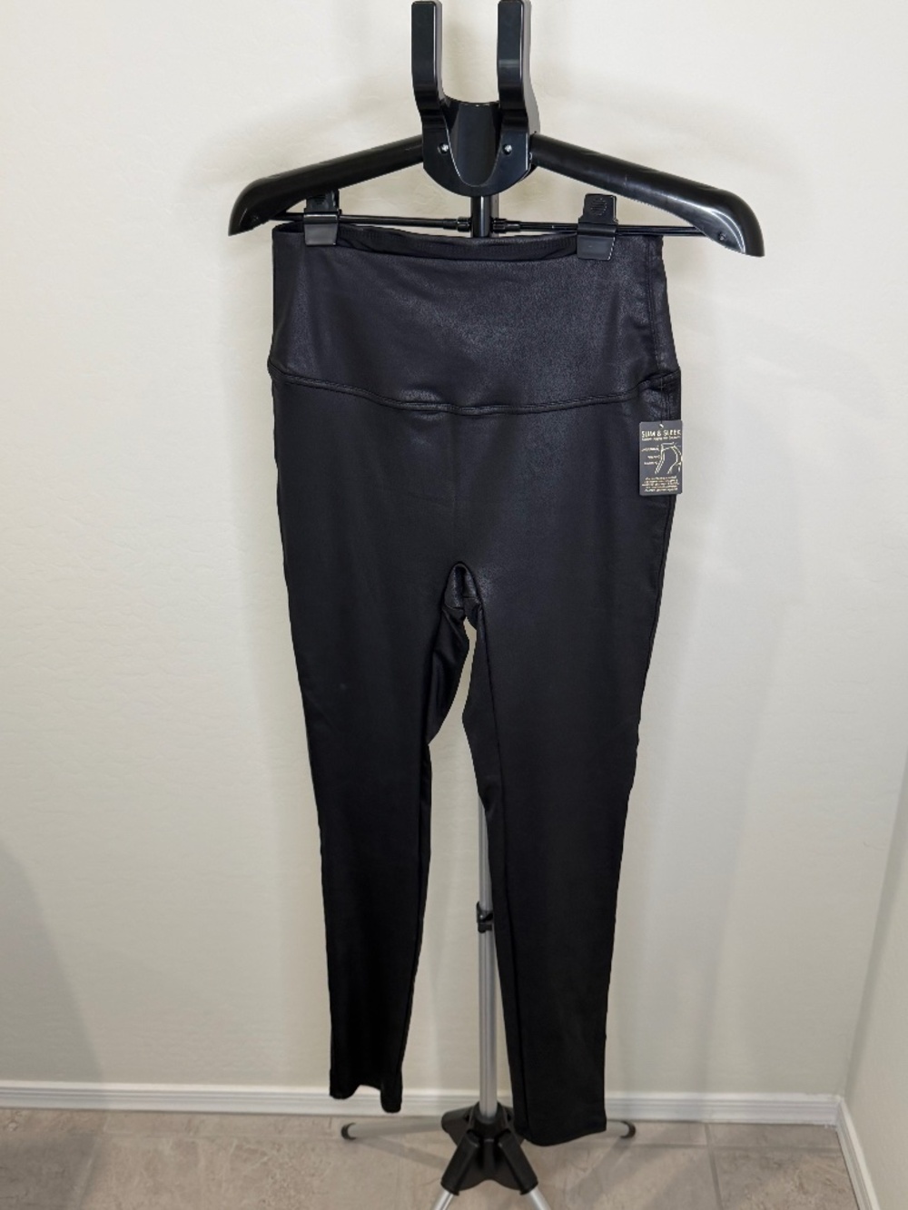 DG2 Slim and Sleek Faux Leather Coated Leggings - Tall - NWT
